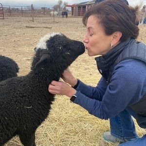 Meet your Posher, Debra